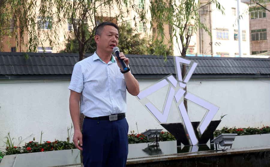 ?，斒宿k公家具鄧總